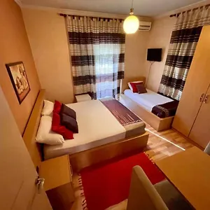 Otel Algo Tiran