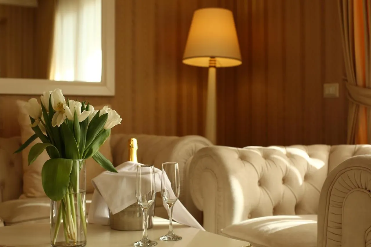 Palace Hotel & Spa Durrës
